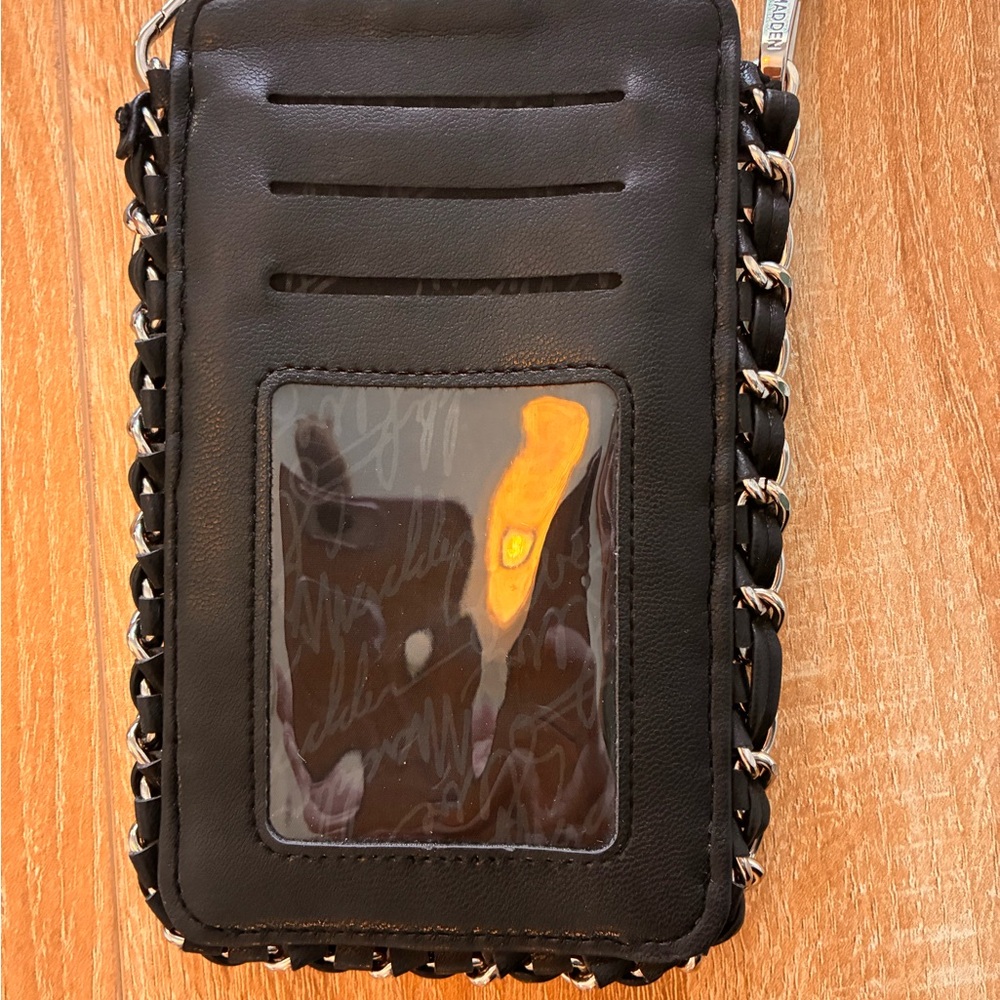 Steve Madden Black Quilted Crossbody Bag - Picture 4 of 4